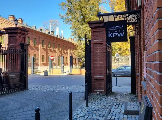 Lejlighed Przyfabryczny Ksiezy Mlyn - Bezplatny Garaz - Klimatyzacja - Fv *