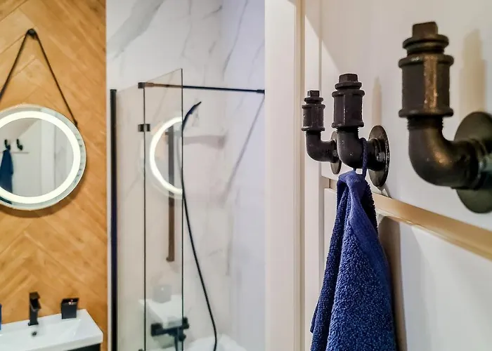 Przyfabryczny Ksiezy Mlyn - Bezplatny Garaz - Klimatyzacja - Fv * Łódź