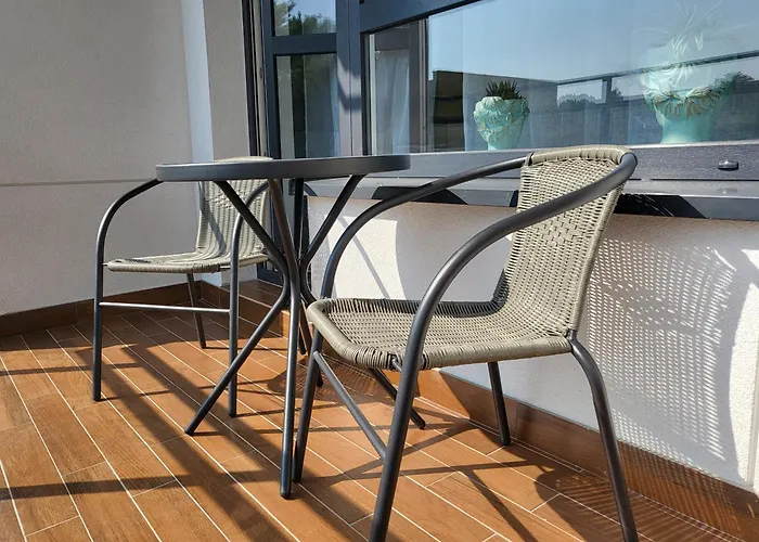 Przyfabryczny Ksiezy Mlyn - Bezplatny Garaz - Klimatyzacja - Fv *